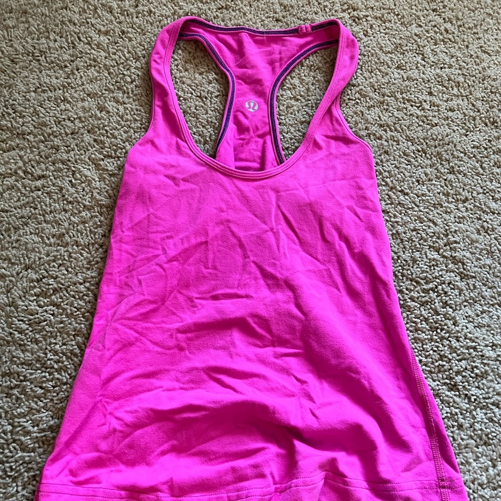 hot pink gently used lulu lemon tank
